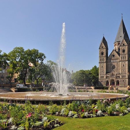 Metz Port Saint Marcel Apartment Luaran gambar