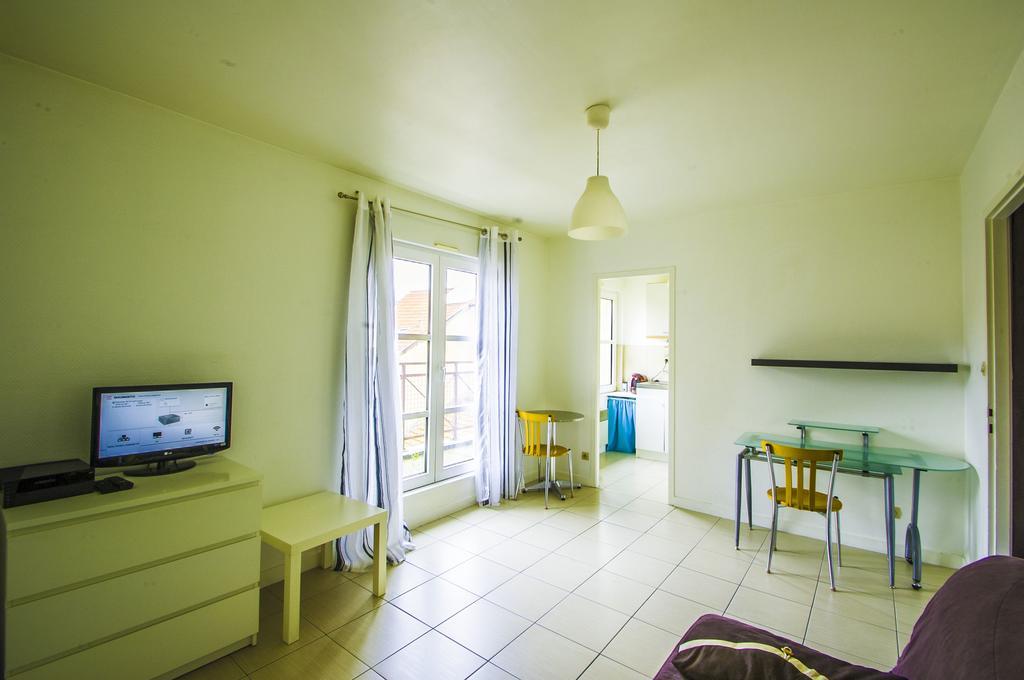 Metz Port Saint Marcel Apartment Bilik gambar